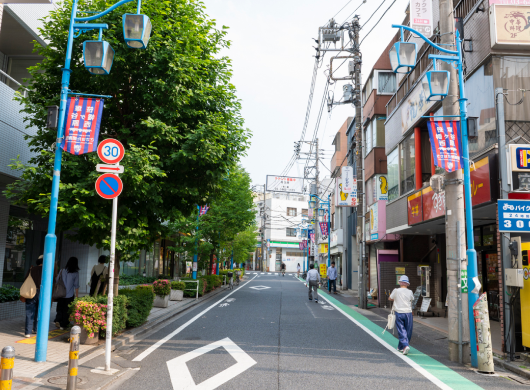 幡ヶ谷商店街とは