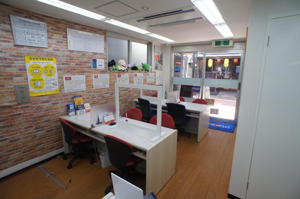 店舗内